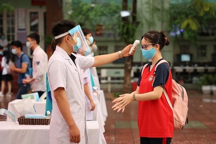 Ngày mai, nhiều địa phương cho học sinh trở lại trường