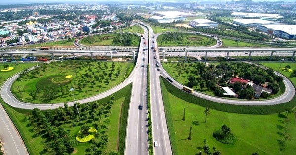 Bộ GTVT yêu cầu chủ đầu tư, ban quản lý dự án rà soát mức đầu tư dự án