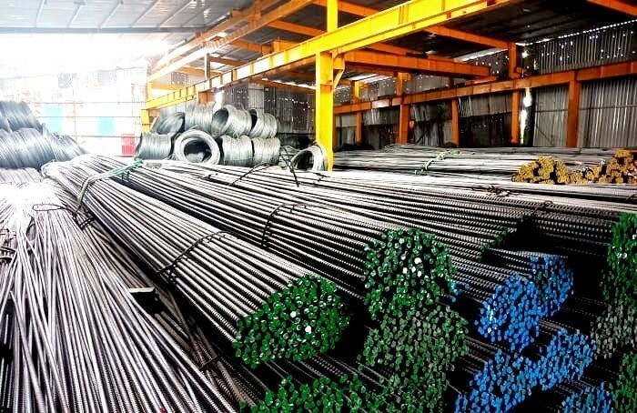 Giá xi măng, thép tăng mạnh ở quý I/2022
