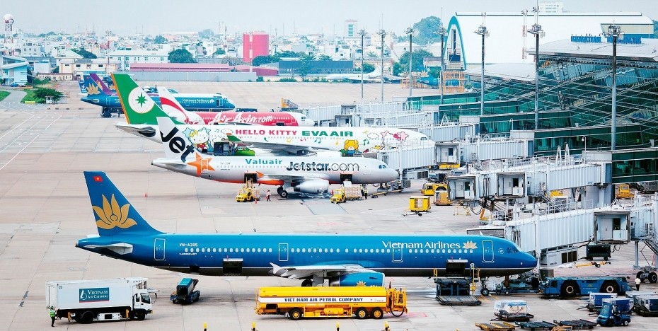 Đề xuất tăng giá trần vé máy bay nội địa gần 4%