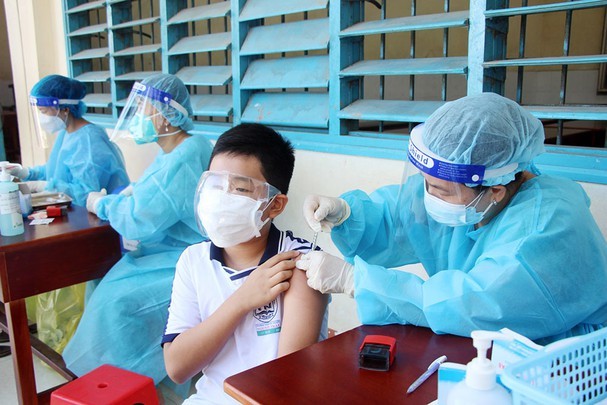 Hôm nay bắt đầu tiêm vắc xin phòng COVID-19 cho trẻ 5 đến dưới 12 tuổi
