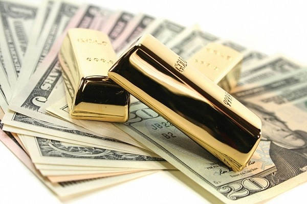 Giá vàng hôm nay 17/4: Lãi suất tăng, USD lên giá nhưng vàng vẫn thắng thế