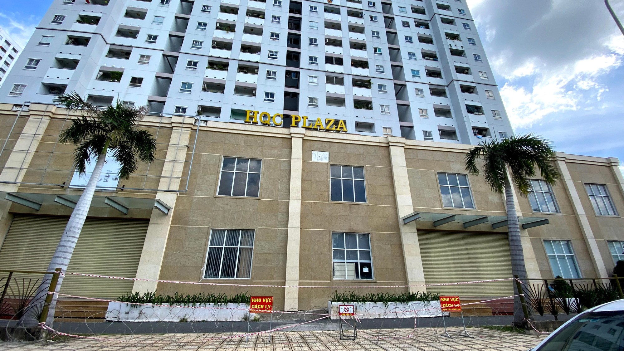 Giá chung cư mới liên tục lập đỉnh, người dân TP.HCM tìm mua căn hộ cũ