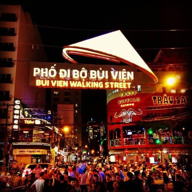 Tạo sức hút cho phố ẩm thực về đêm