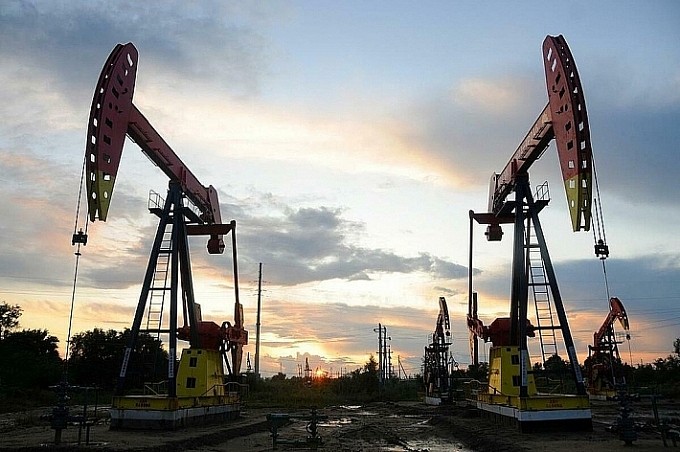 Giá xăng dầu hôm nay 18/8: Sắc đỏ bao trùm