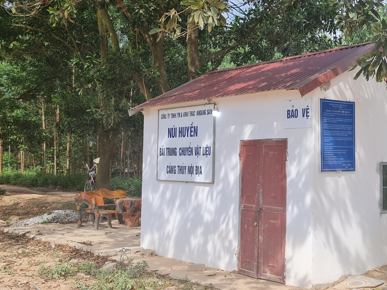 Bài 2: Công ty Núi Huyền xây dựng cầu cảng ngoài dự án, Sở GTVT vẫn cấp phép hoạt động?