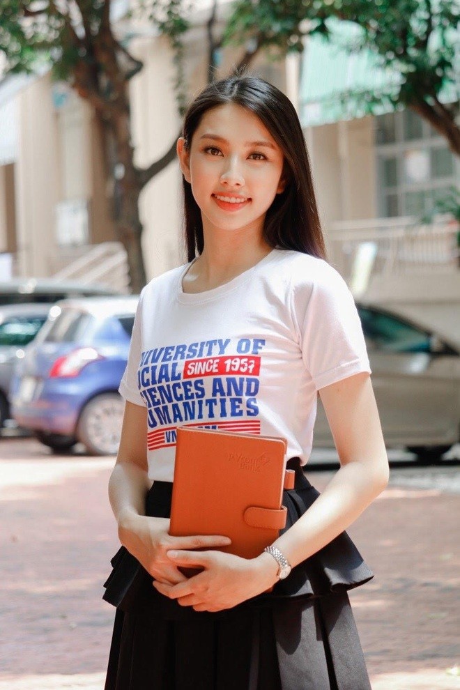 Đặng Thùy Trang tuyên bố 'kiện đến cùng', Hoa hậu Thùy Tiên nói gì?