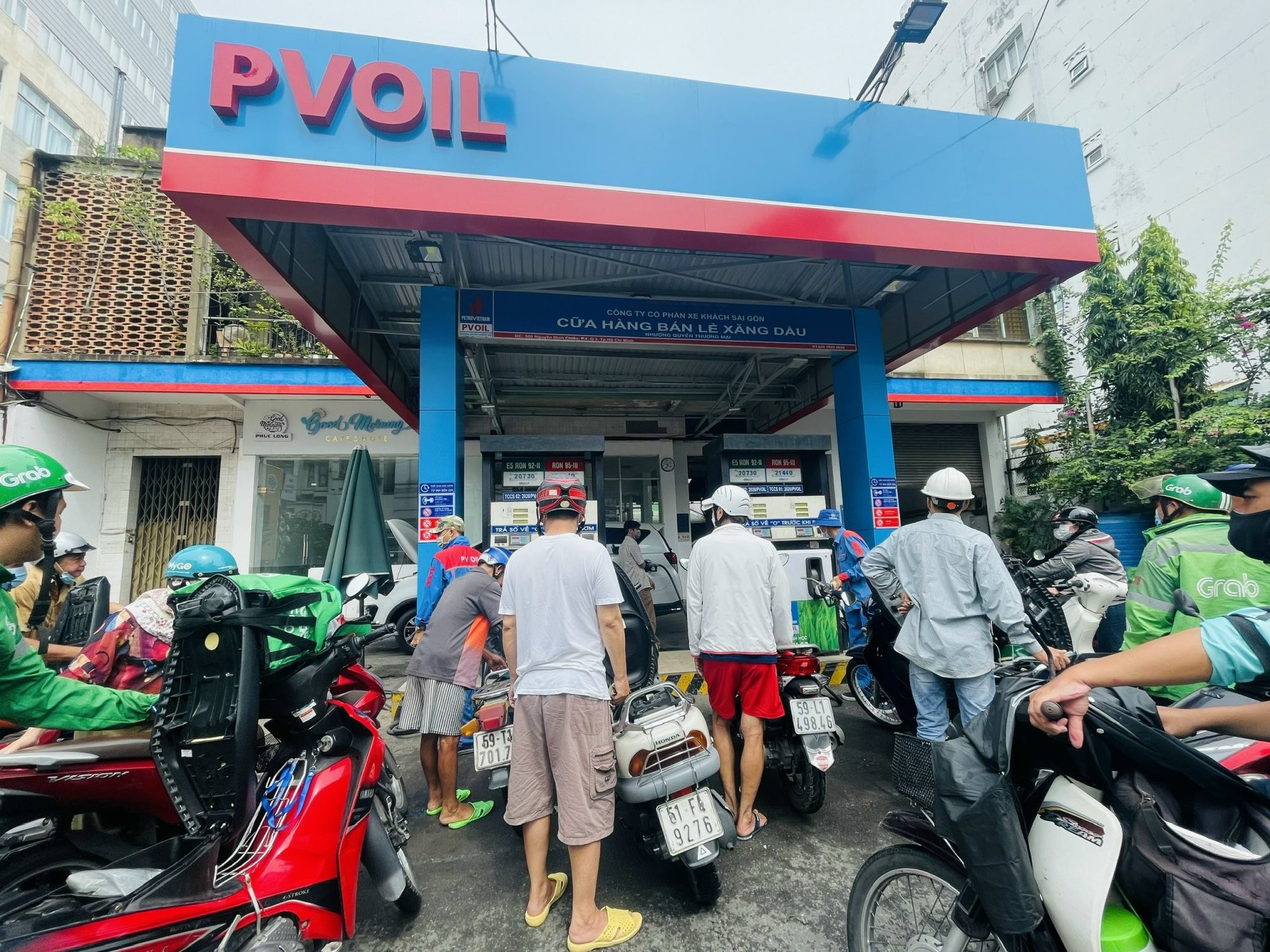Đứt gãy nguồn cung lan rộng, Bộ Công Thương 'hỏa tốc' triệu tập họp về xăng dầu