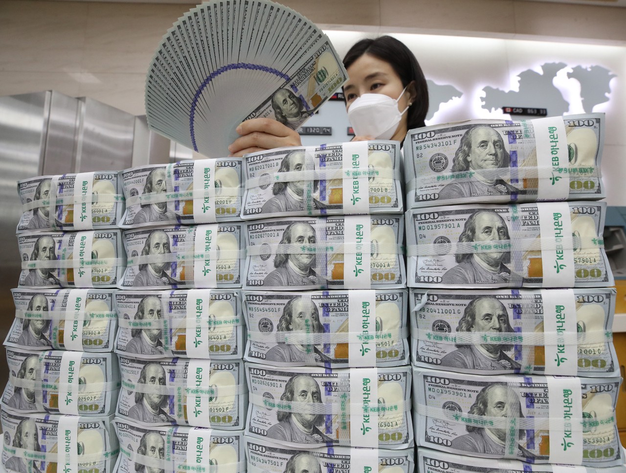 Tỷ giá USD hôm nay 27/10: Quay đầu giảm