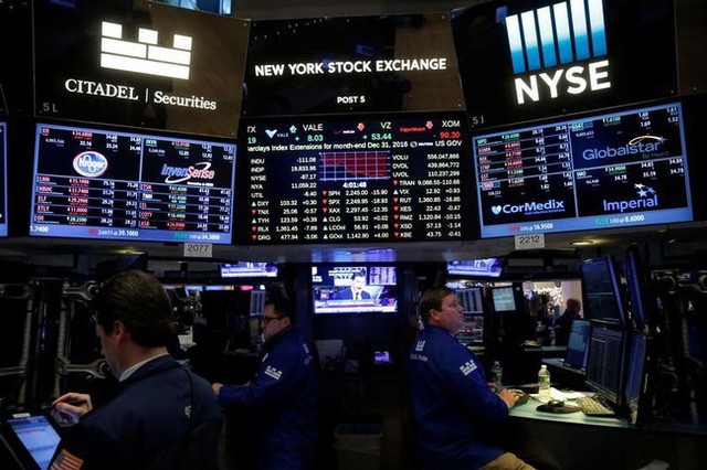 Chứng khoán Mỹ tăng điểm tuần này, giá dầu tiếp tục lao dốc vì Covid ở Trung Quốc