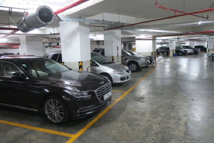 Dân chung cư thiếu chỗ đậu xe, Sở Xây dựng TP.HCM đề nghị xử lý chủ đầu tư