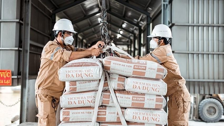 Những chỉ dấu không thuận cho kinh doanh xi măng năm 2023