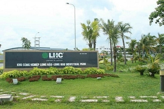 Lợi nhuận ròng của Long Hậu giảm 32% trong năm 2022