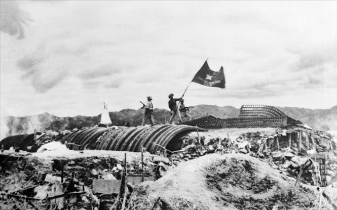 Kỷ niệm 68 năm Chiến thắng Điện Biên Phủ (7-5-1954 - 7-5-2022): Tự hào tiếp bước