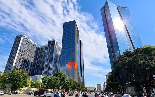 Cuộc đua tăng trưởng Đông Nam Á: Việt Nam so với Thái Lan, Singapore ra sao?