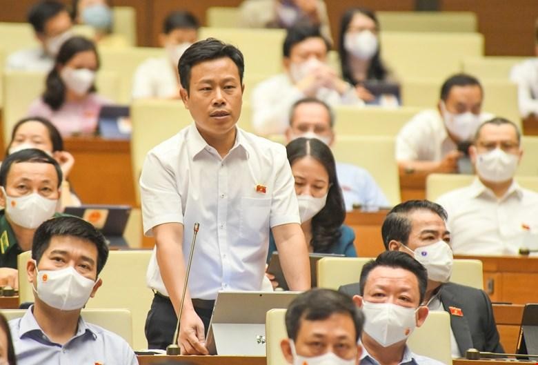 Bộ trưởng Bộ GĐ&ĐT giải trình về tự chủ đại học, mức tăng học phí