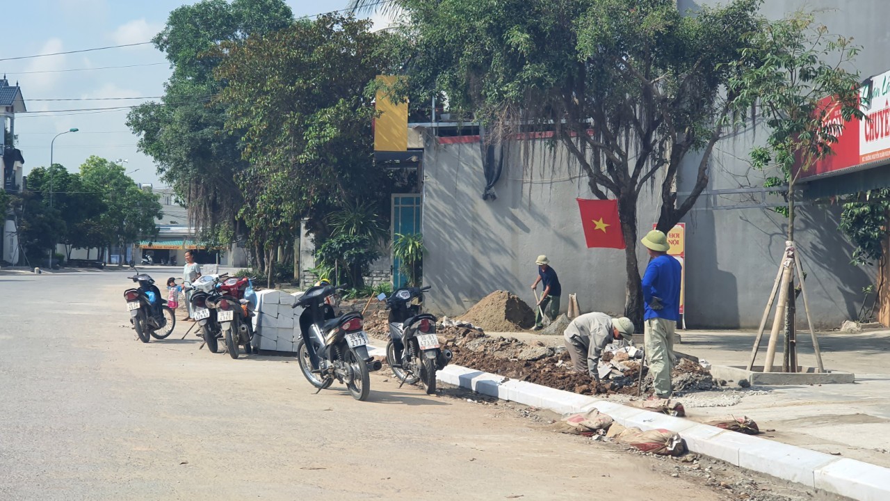 Người dân bức xúc vì nhà thầu thi công cao tốc gây thiệt hại nhưng 'né' trách nhiệm?