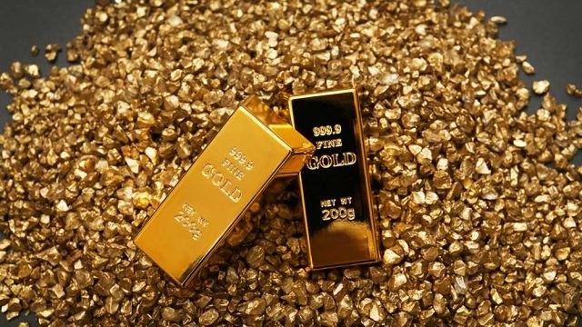 Vàng đi lùi trước dữ liệu kinh tế khả quan của Mỹ