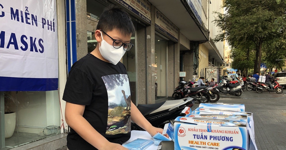 Lao đao vì thiếu thuốc, vật tư y tế (*): Thiếu cả người kê toa!