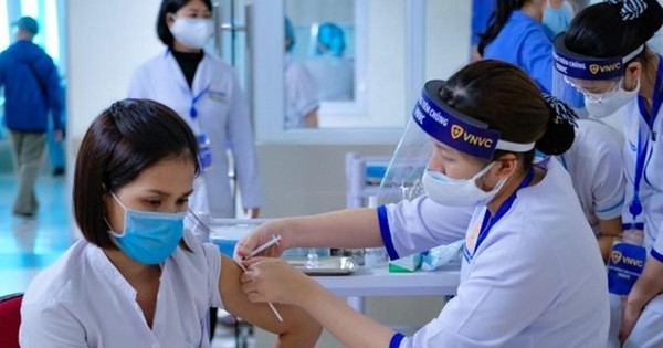 Ngày 21/6, số ca COVID-19 tại Việt Nam bất ngờ tăng vọt