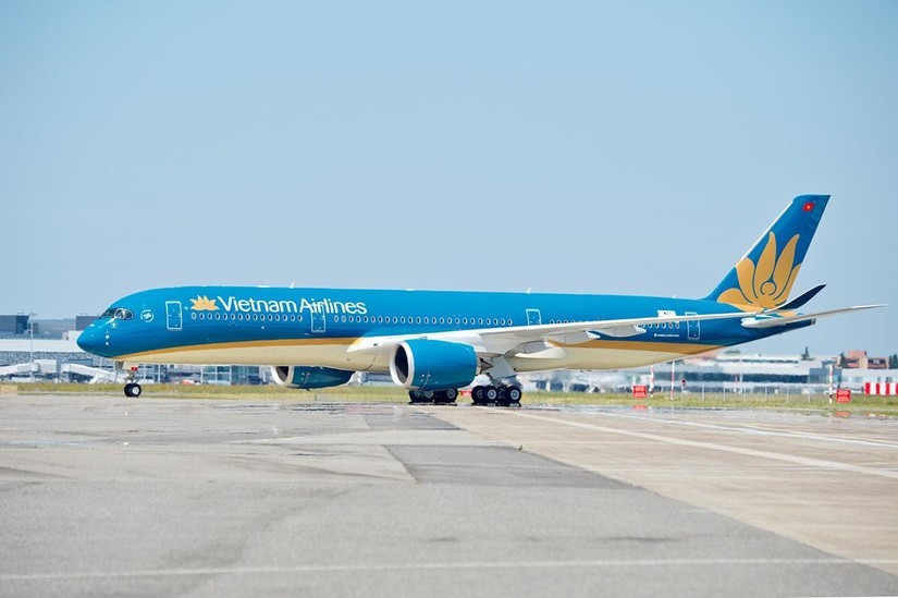 Lỗ liên tiếp, cổ phiếu của Vietnam Airlines bị đưa vào diện kiểm soát
