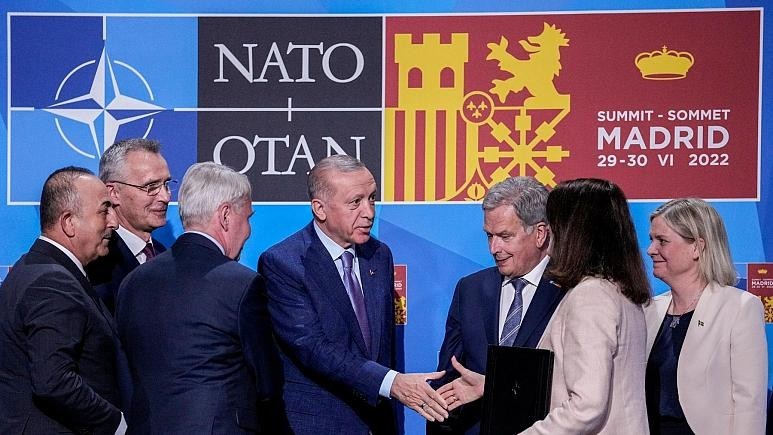 Thổ Nhĩ Kỳ đồng ý việc Phần Lan và Thụy Điển gia nhập NATO