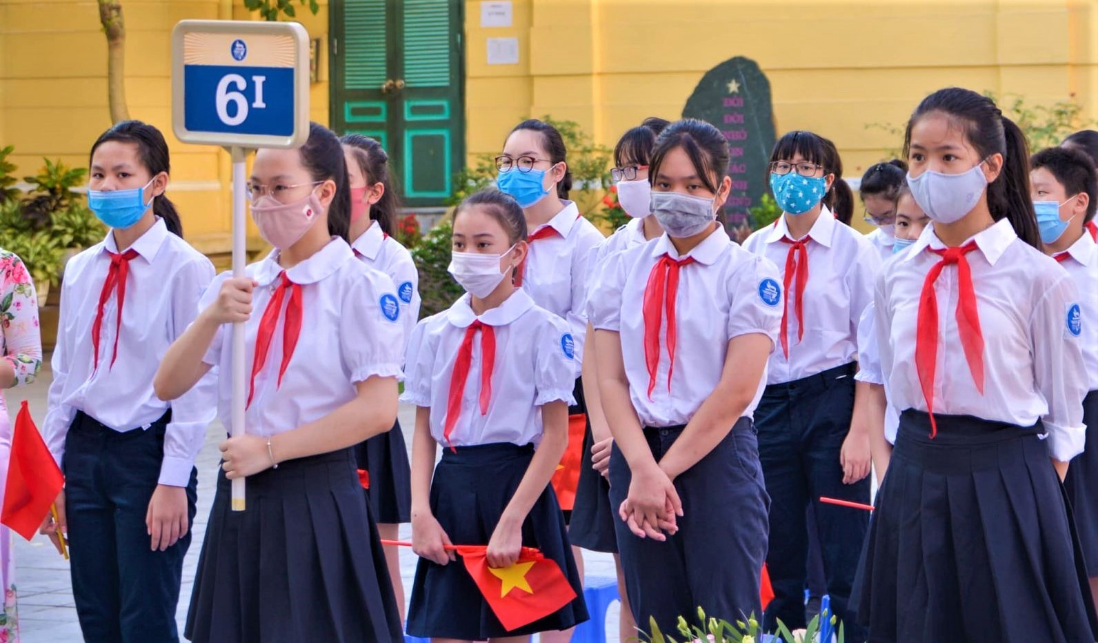 Đề xuất miễn toàn bộ học phí cho học sinh Trung học cơ sở trên toàn quốc