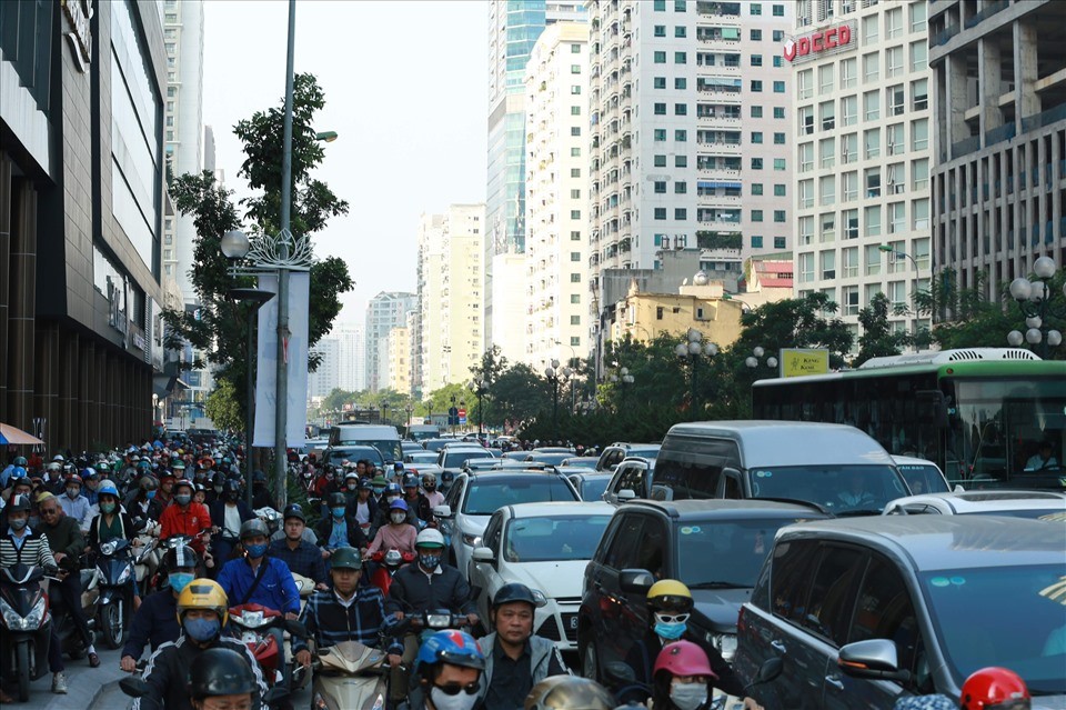 Giá nhà đất đường Lê Văn Lương biến động sau kết quả thanh tra