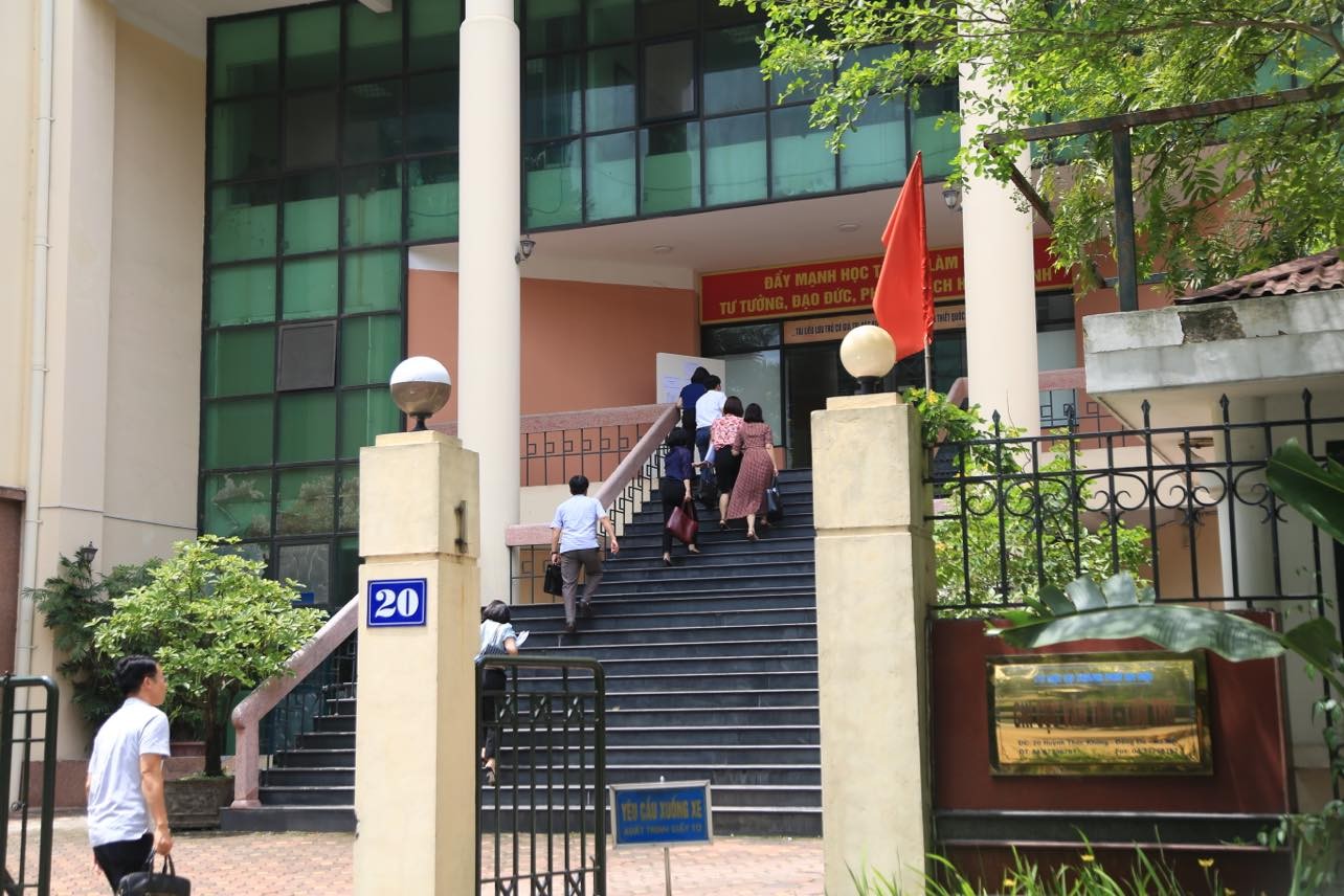 Sai phạm trong tuyển dụng, 82 lãnh đạo sở ngành và chuyên viên ở Hà Nội cùng đi 'thi lại'