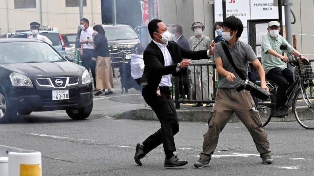 Vụ ám sát ông Abe Shinzo: Nghi phạm khai thêm những gì?