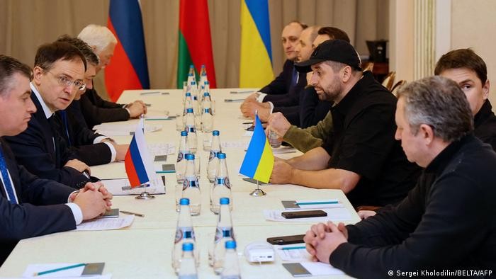 Ukraine nhấn mạnh điều kiện nối lại đàm phán hòa bình với Nga