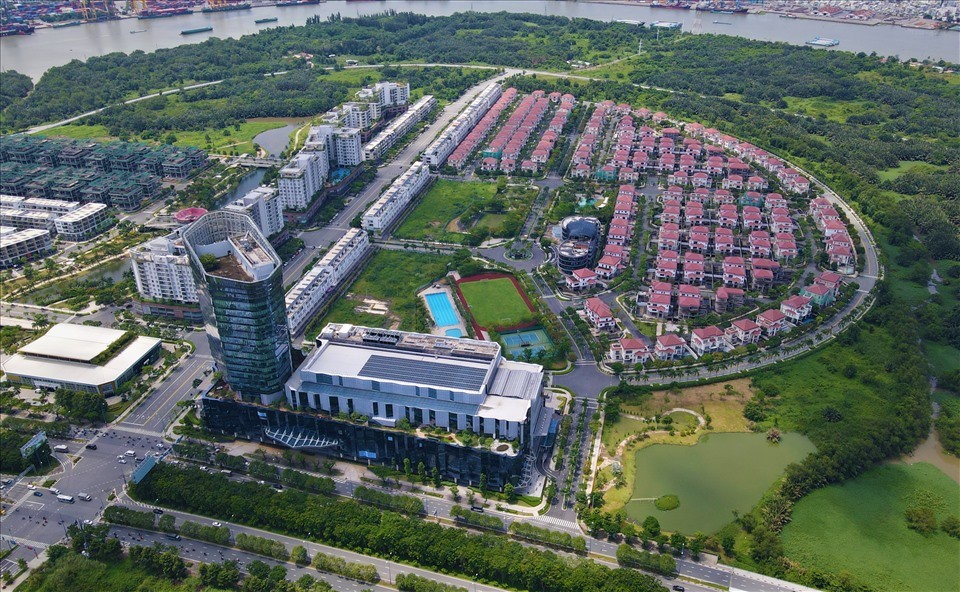 Nỗi niềm đằng sau diện mạo tương phản của hai bán đảo Thanh Đa và Thủ Thiêm