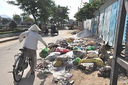 Chưa xử phạt người không phân loại rác