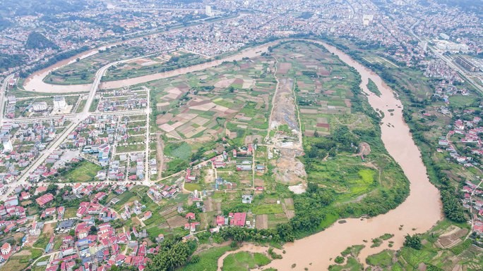 Lình xình tại dự án hơn 3.000 tỉ đồng