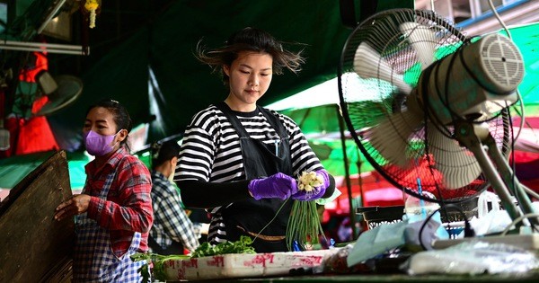 Thái Lan đối mặt khủng hoảng nợ hộ gia đình