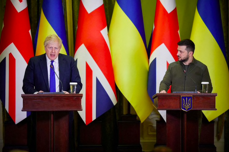 Tình hình Ukraine: Tổng thống Zelensky họp kín, Anh sắp dừng viện trợ cho Kiev?