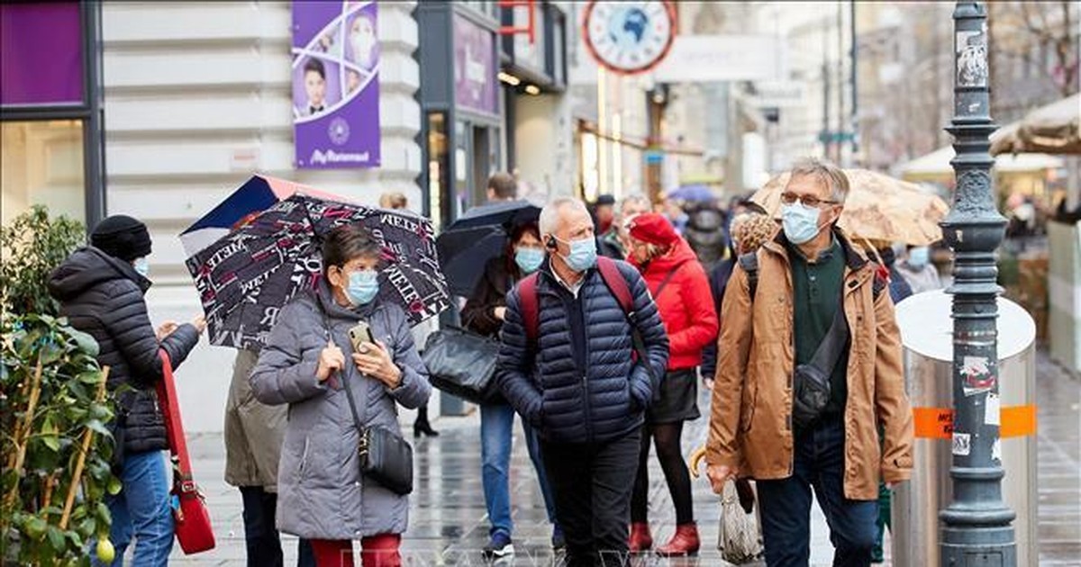 Châu Âu cảnh bảo nguy cơ xuất hiện biến thể SARS-CoV-2 hoàn toàn mới vào mùa Đông