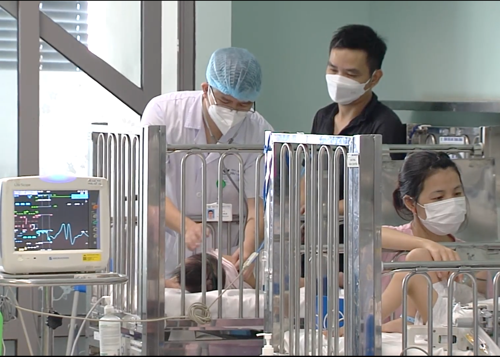 Bộ Y tế yêu cầu làm rõ nguyên nhân các ca tử vong do virus Adeno