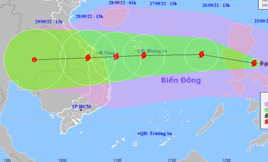 Thủ tướng: Đình hoãn các cuộc họp không cấp bách, tập trung ứng phó khẩn cấp bão Noru