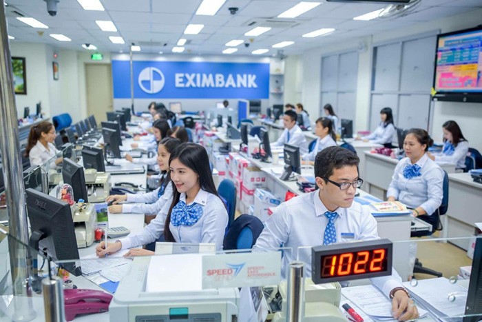 Thập kỷ ghi nhận 'giao dịch bất thường', Eximbank có thêm đợt sóng ngầm