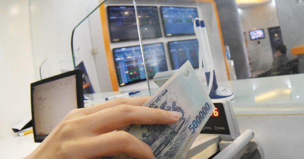 Vì sao dòng tiền 'mất hút' trên thị trường chứng khoán?