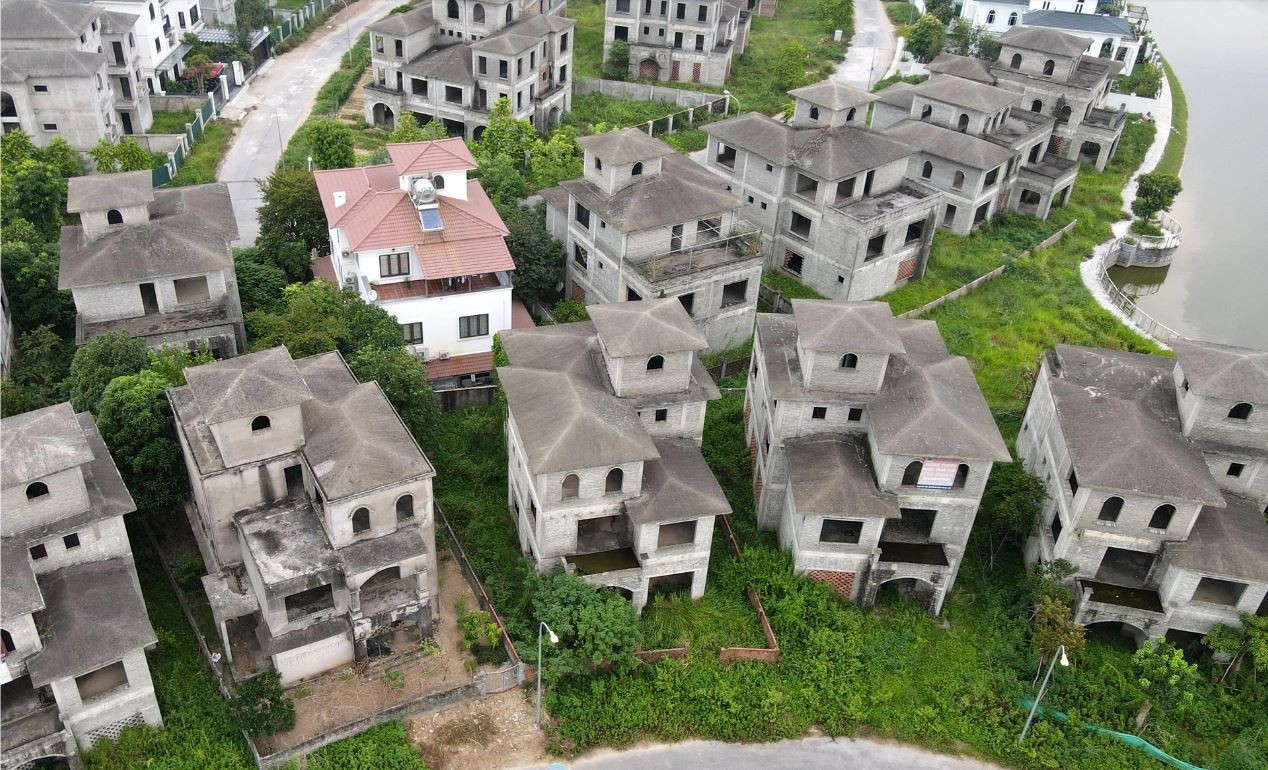 Đánh thuế người có nhiều nhà đất, bỏ hoang đất: Còn nhiều băn khoăn!