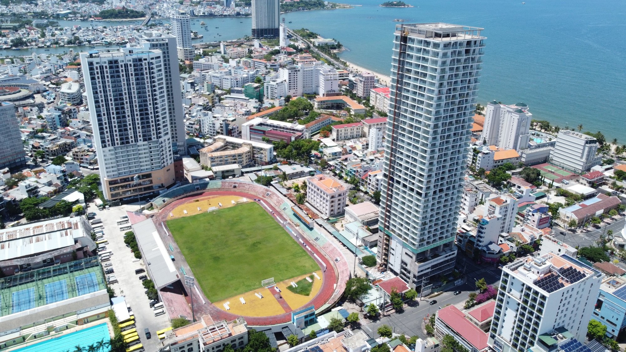 Bỏ đầu tư Khu liên hợp thể thao Khánh Hòa