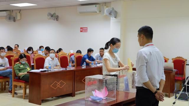 Đấu giá quyền sử dụng đất: Vẫn còn những khoảng trống pháp lý