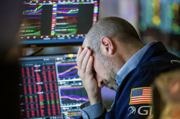 Cổ phiếu Target lao dốc; Dầu giảm khi đường ống Druzhba mở cửa trở lại