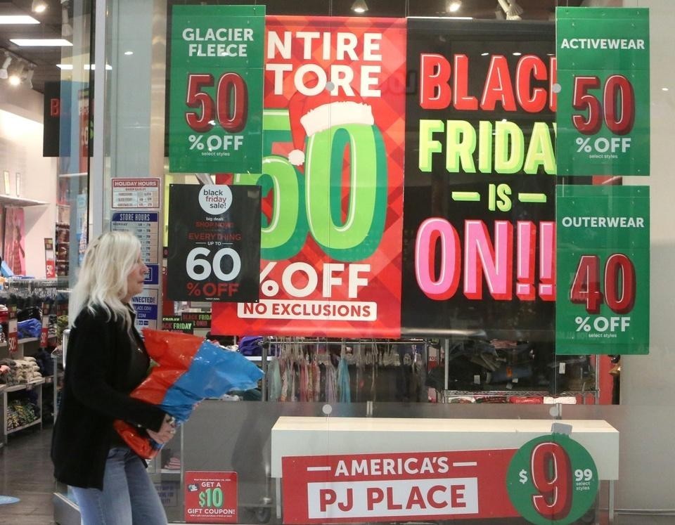 Nhiều mặt hàng khuyến mại ngày Black Friday đắt hơn ngày thường