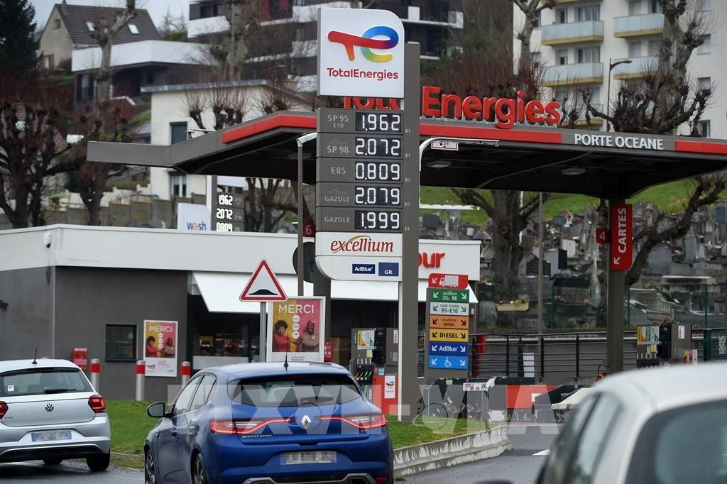 Châu Âu chờ qua 'bão lạm phát'