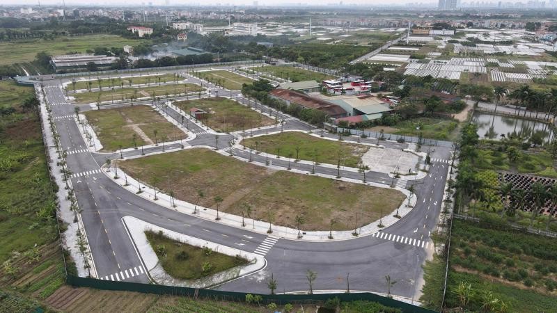 Dìm giá và chiêu thâu tóm 49.000m2 đất của Vimedimex