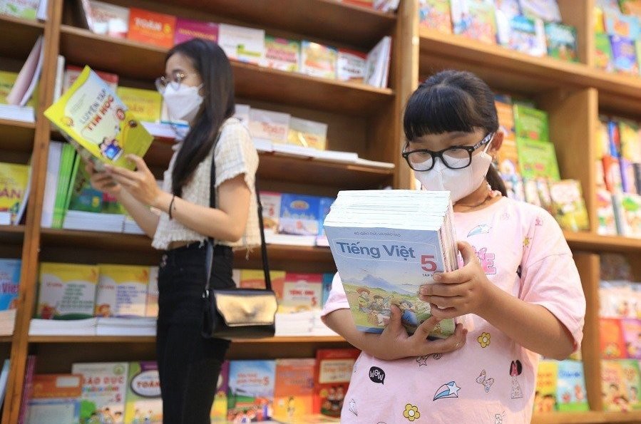 Học sinh Tp.HCM có thể mượn sách giáo khoa suốt năm học