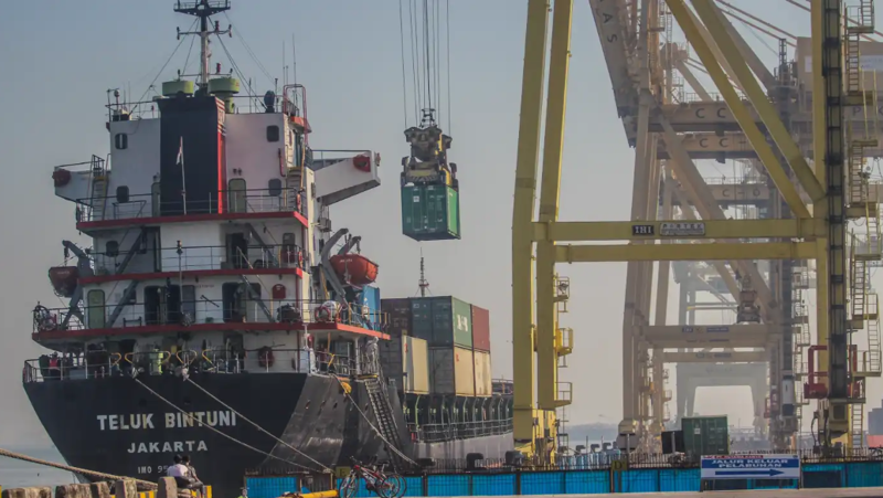 ADB nâng dự báo tăng trưởng kinh tế Việt Nam 2022, hạ dự báo 2023